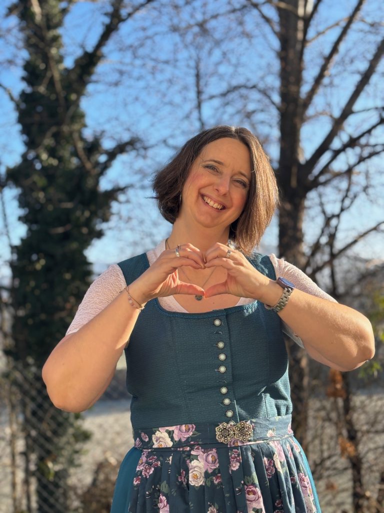 Christine Lecker mit Herz