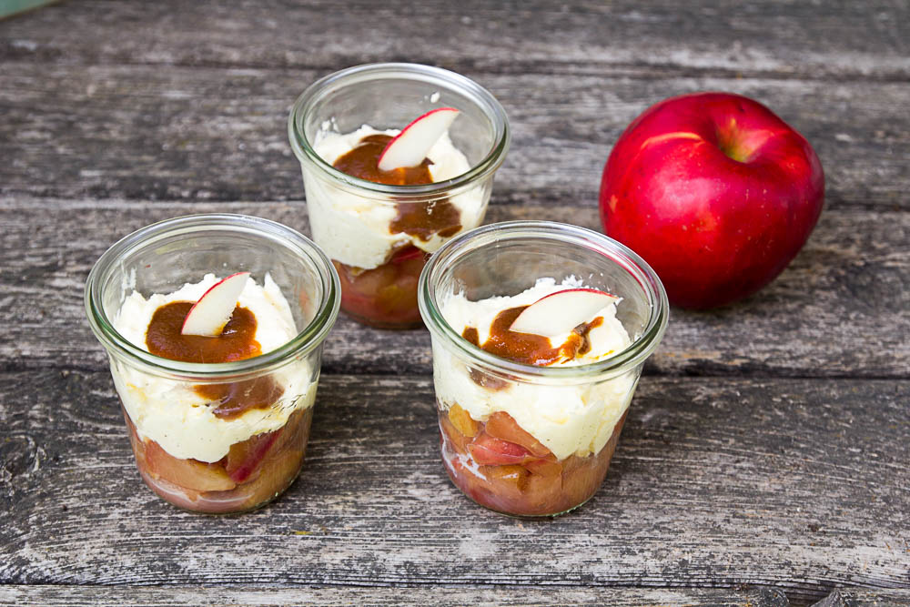 Apfel-Schicht-Dessert